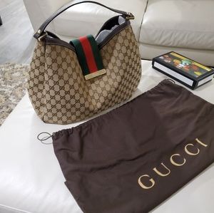Gucci GG BAG comes with Dustbag❤️